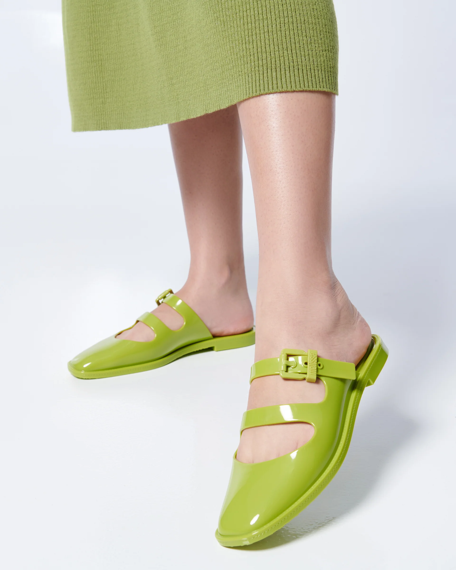 Anastasia Closed | Green - Image 9