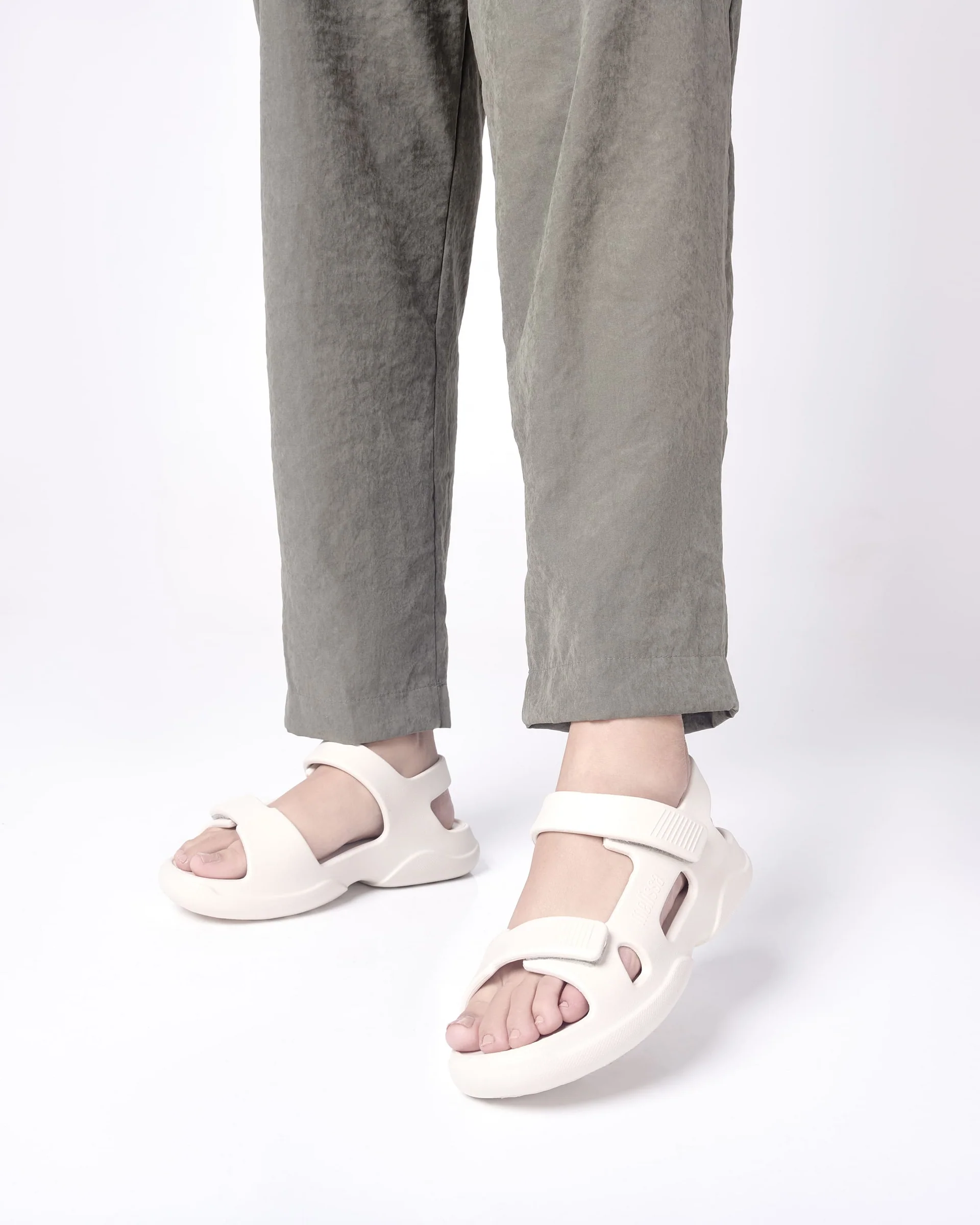 Free AD Papete | Beige - Image 6
