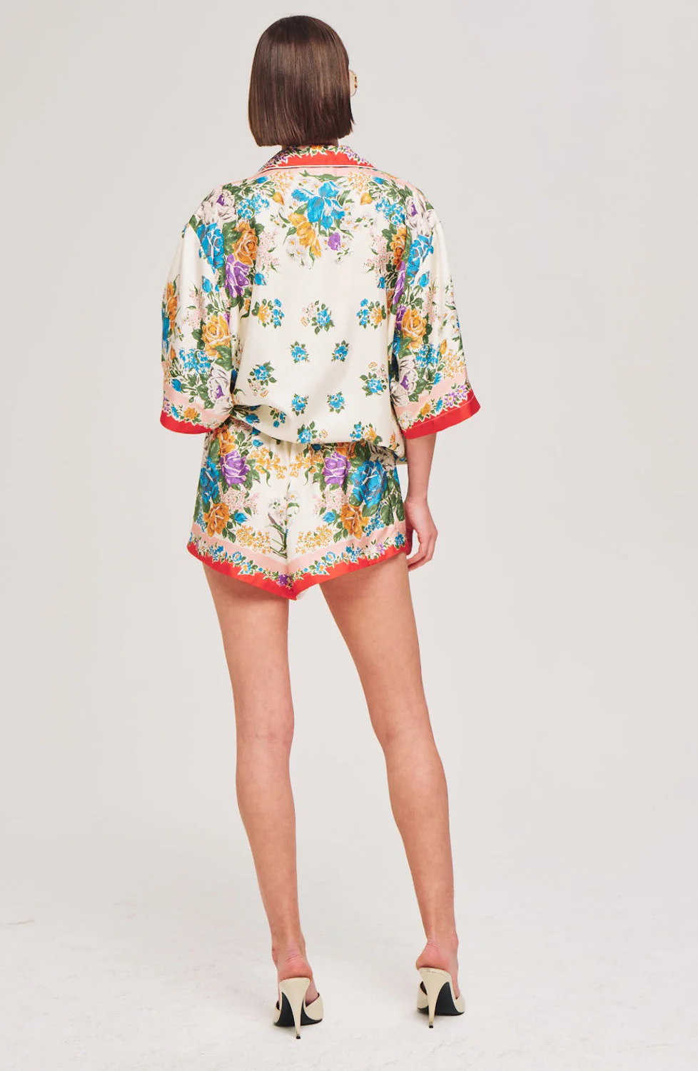 Gabi Shorts | Muneca Floral Scarf - Image 2