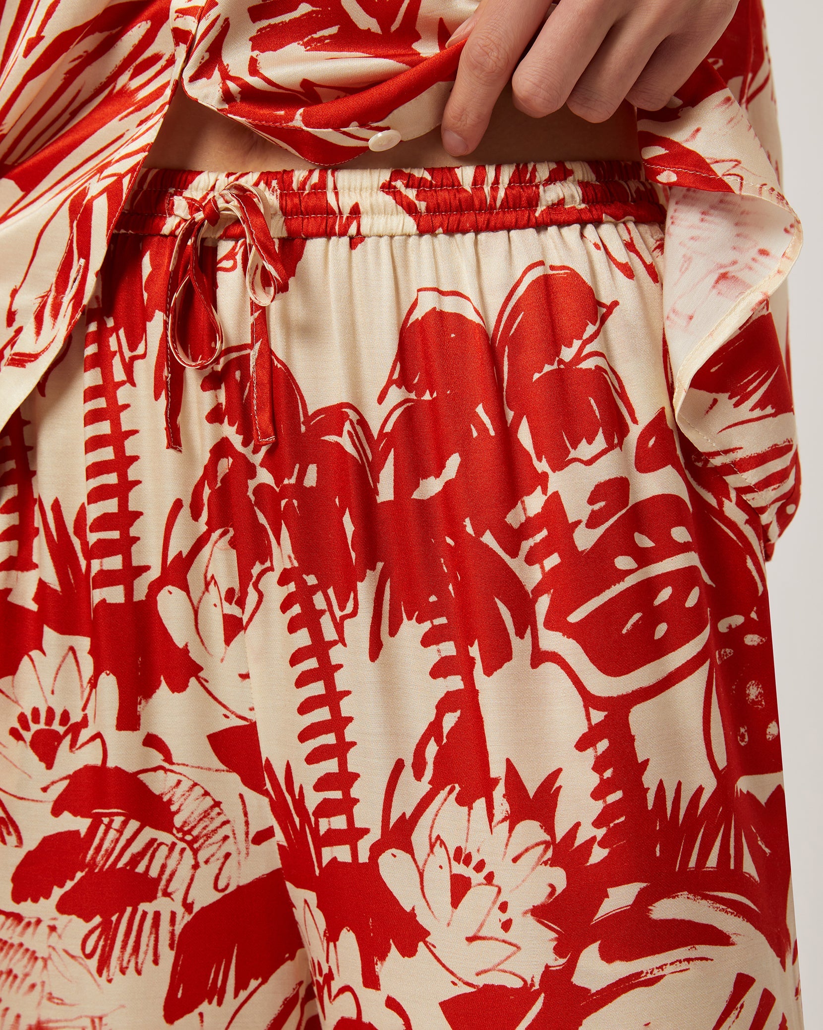 Womens | Silk Wide Leg Drawstring Pant | Poinciana/Cream - Image 4