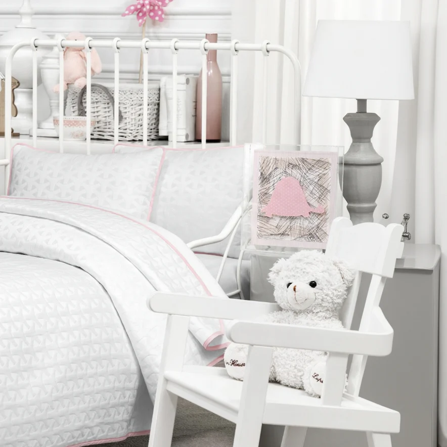 Baby Bedspread Set - Andre | White/Pink | 39" x 55"/12 x 18