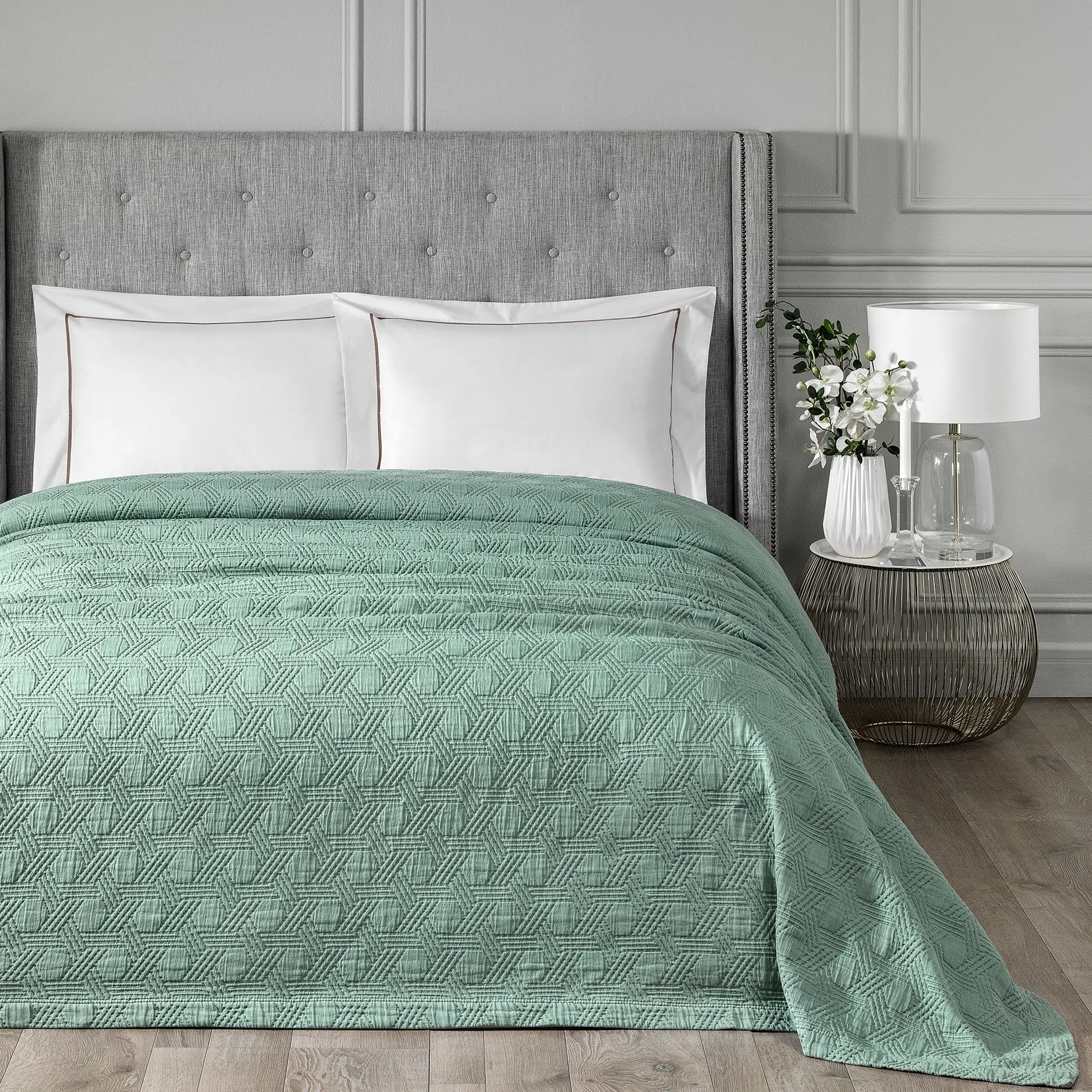 Bedspread - Maisie | Green | 95" x 102"