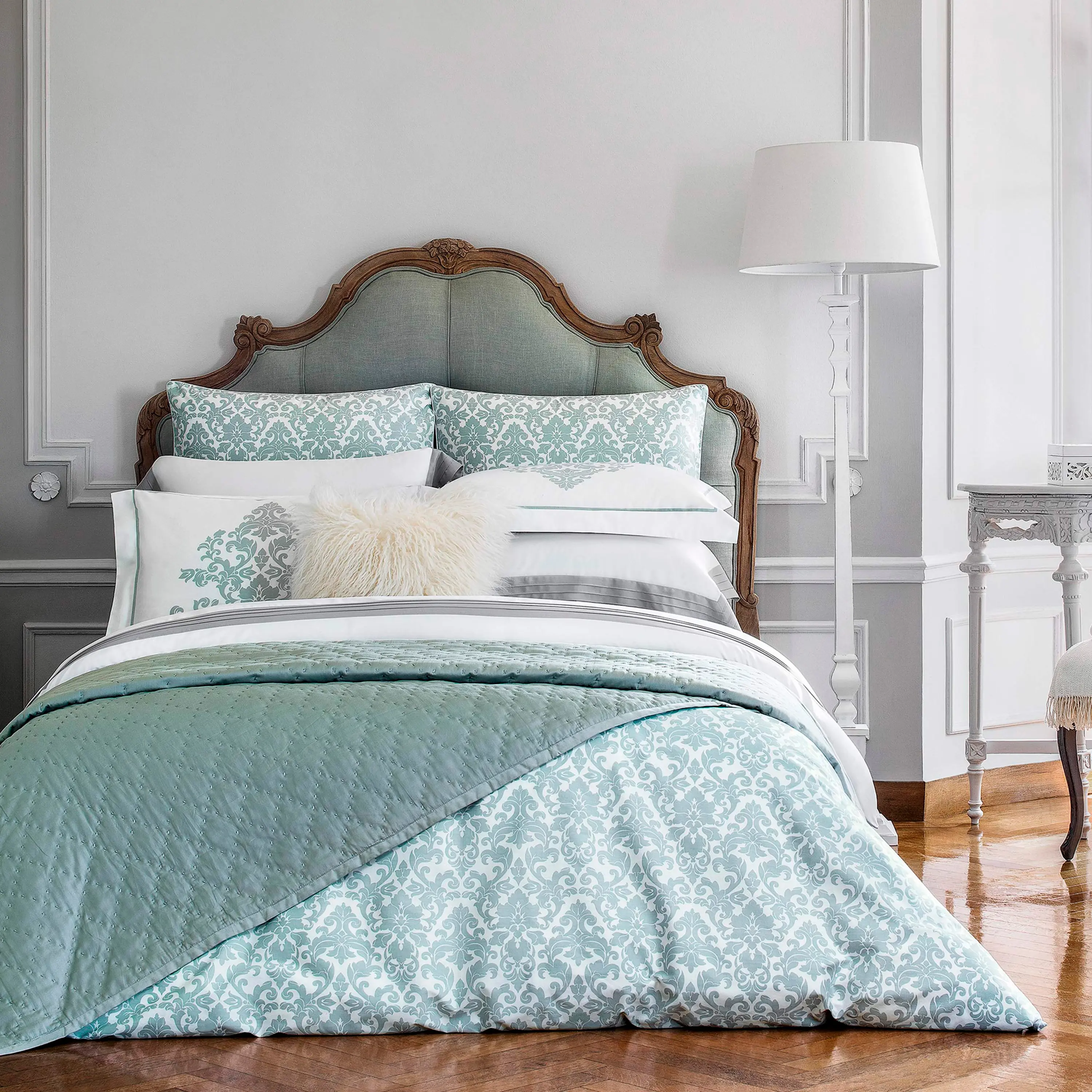 Bedspread - Mistik | Turquoise | 102" x 102"
