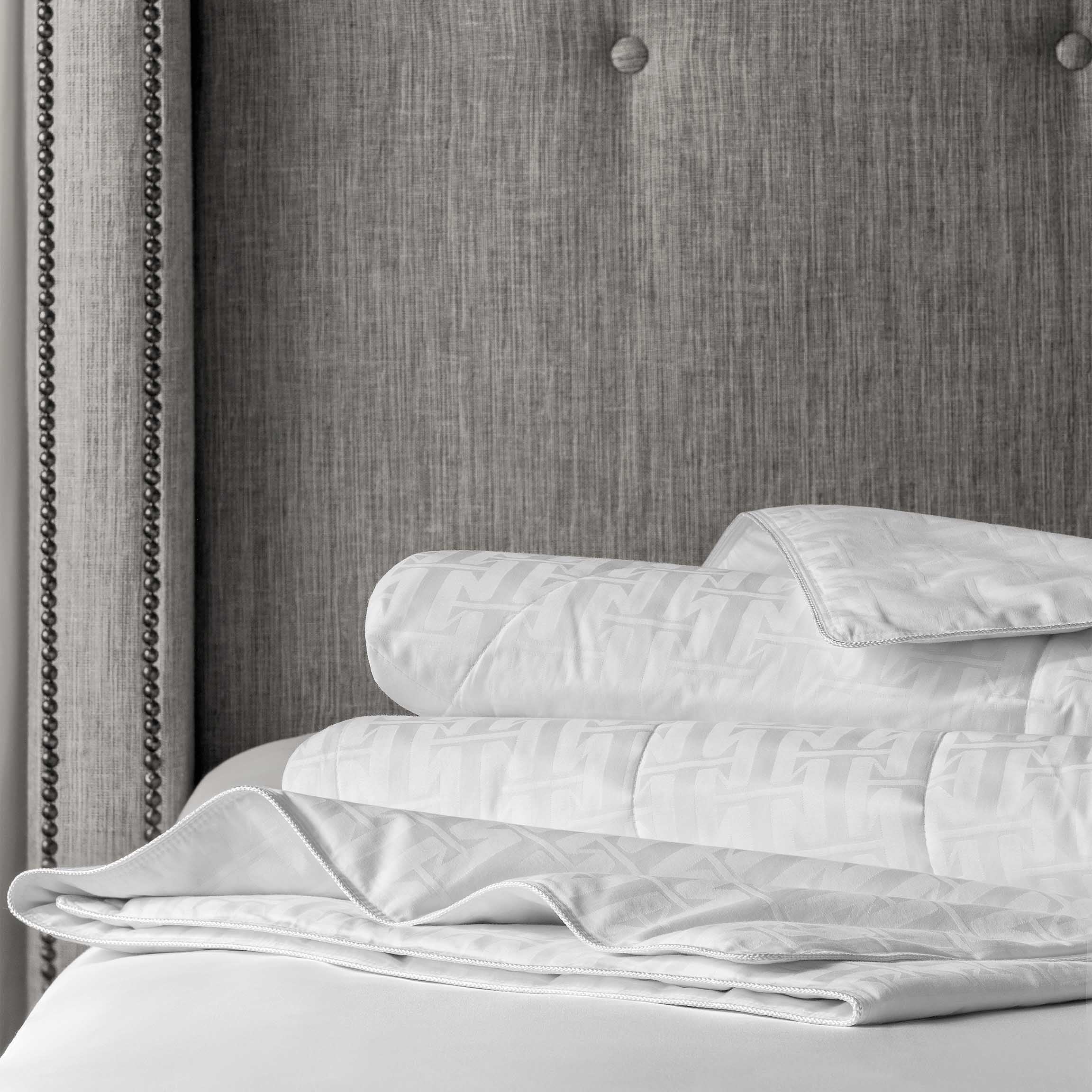 Comforter - Selena Light | White | Full