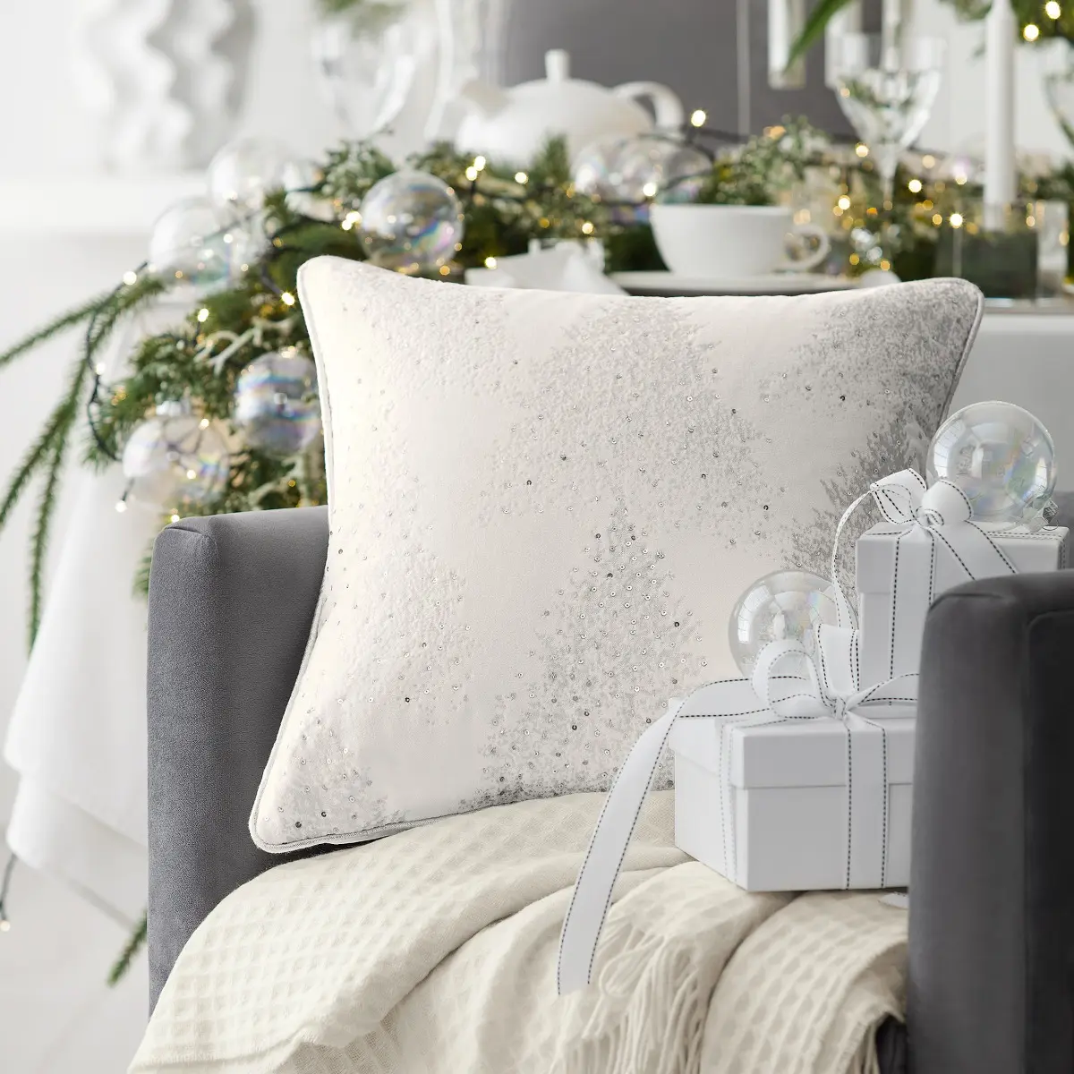 Decorative Pillow - Janelle | Silver | 18" x 18"