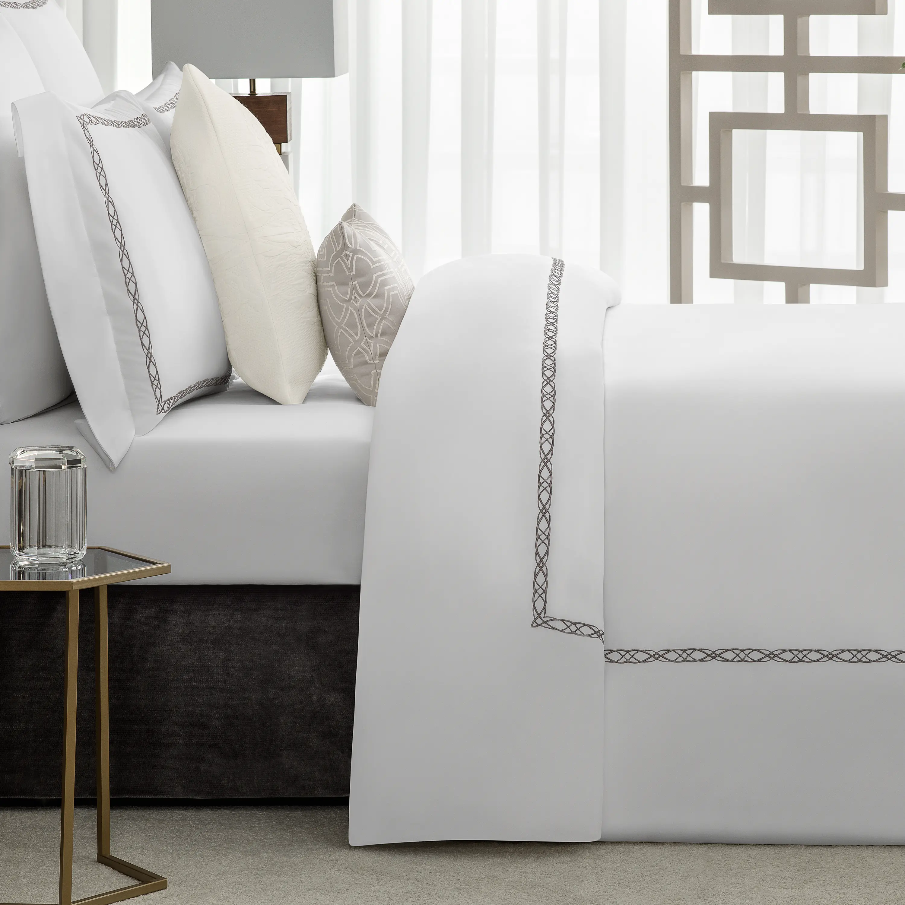 Duvet Cover - Mia | White/Brown | Queen - Image 4