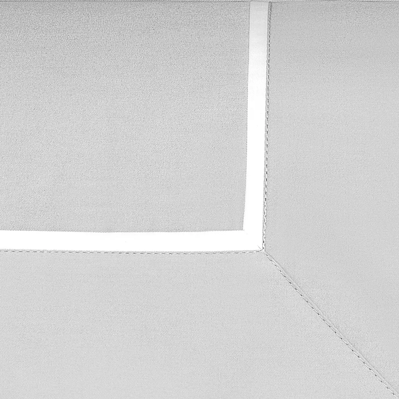 Duvet Cover - Plaza | White/Grey | Queen - Image 2