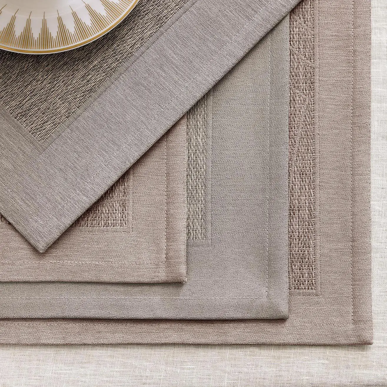Placemat - Scorbi | Beige | 18" x 16" - Image 5