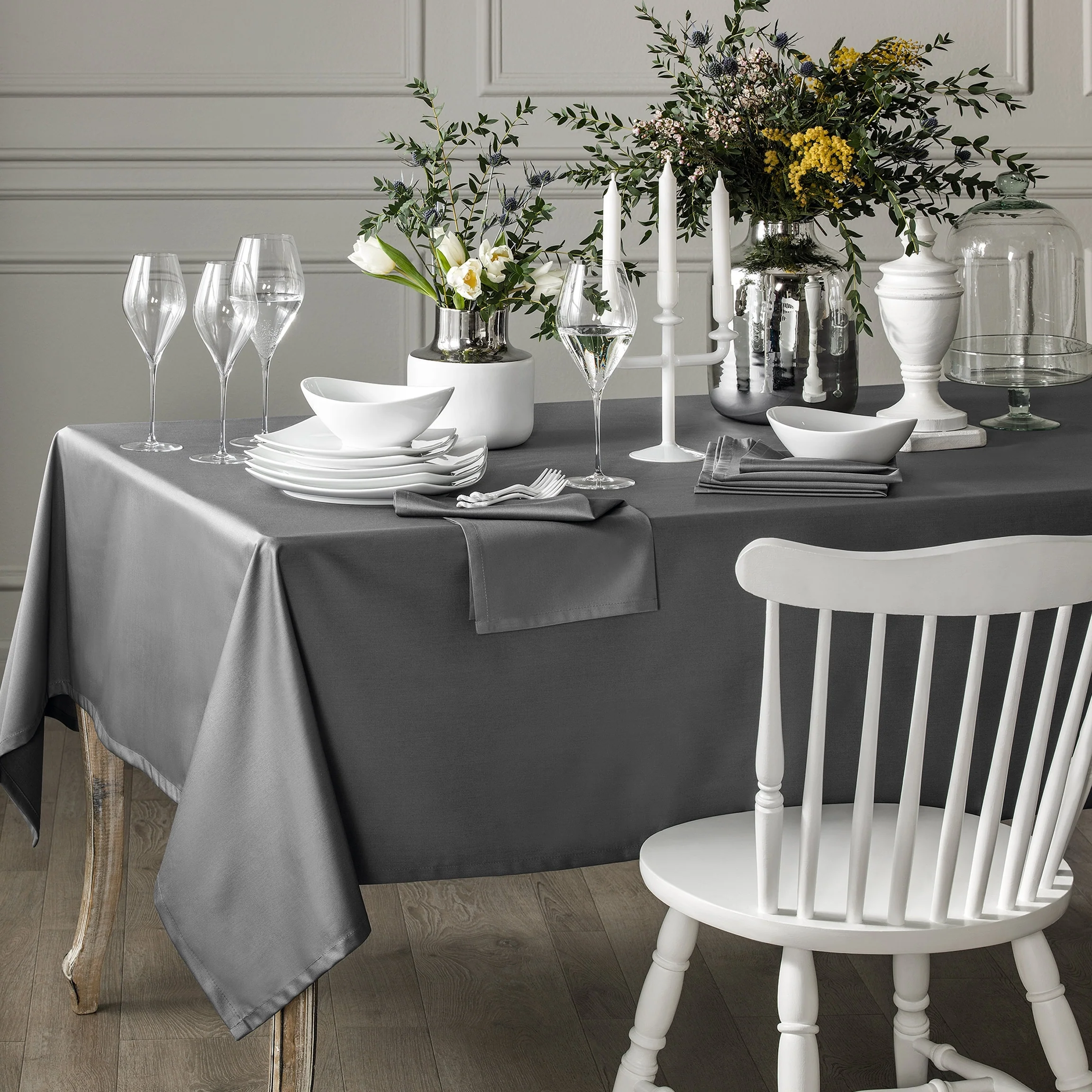 Table Linen And Napkins - Lydia | Dark Grey | 68" x 122"/18" x 18"