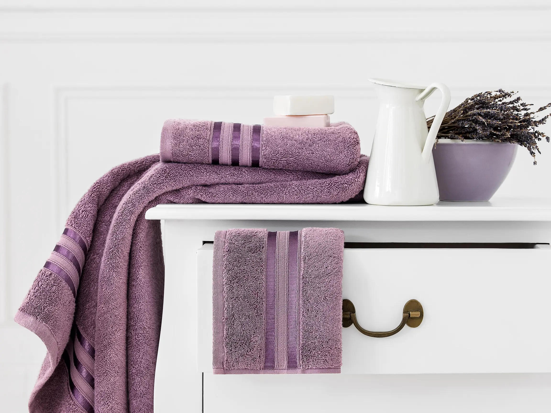Towel - Arcadia | Violet | 20" x 39" - Image 3