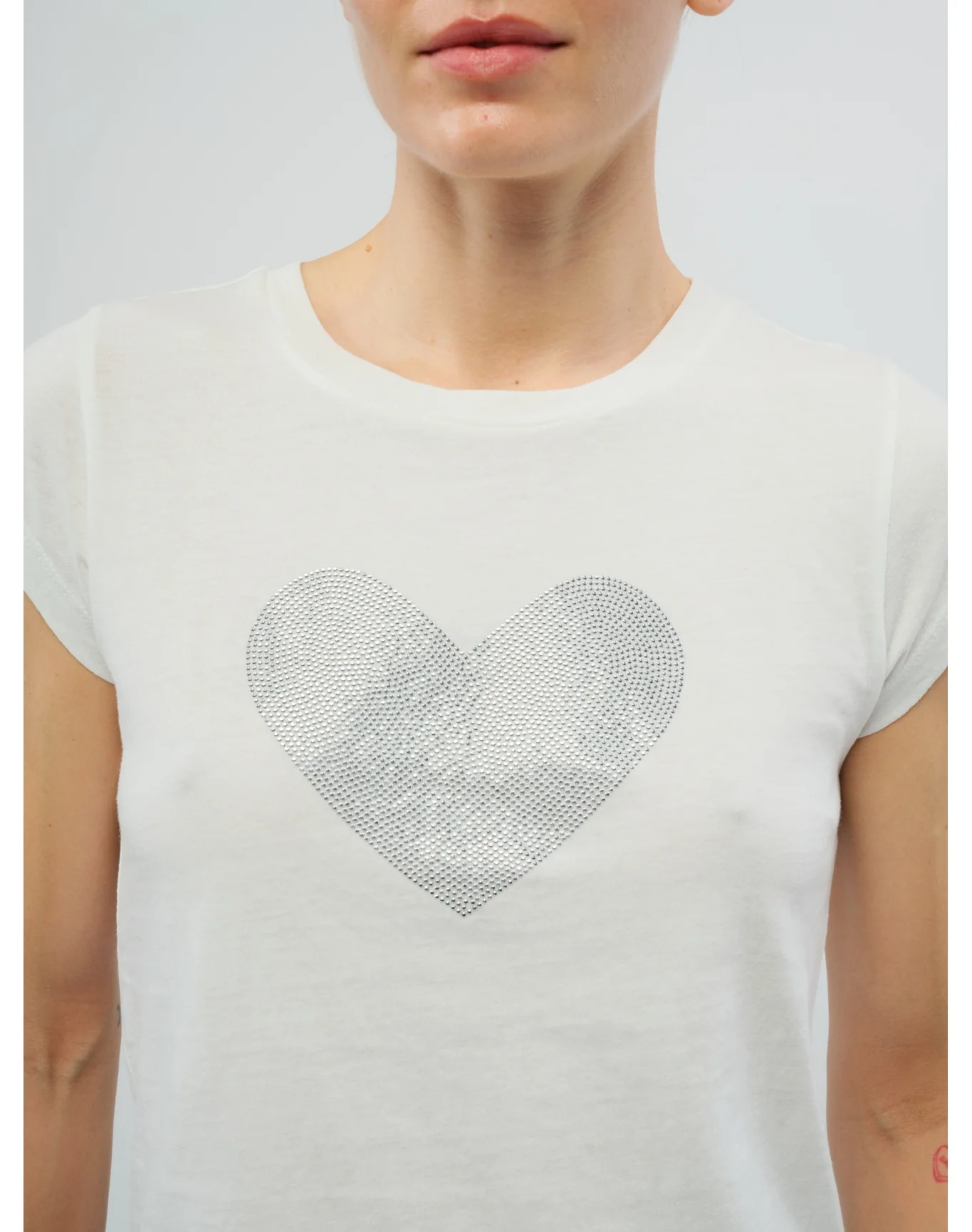Skinny HC Heart Strass T-Shirt | Beige - Image 3