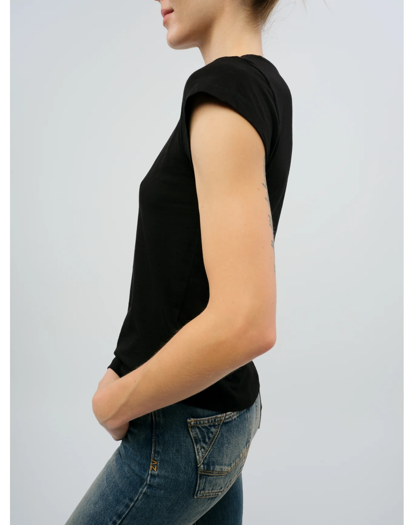 Skinny HC Heart Strass T-Shirt | Black - Image 5